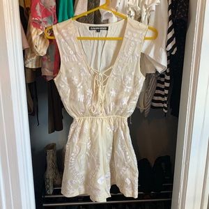 Embroidery detailed Cream Jumper